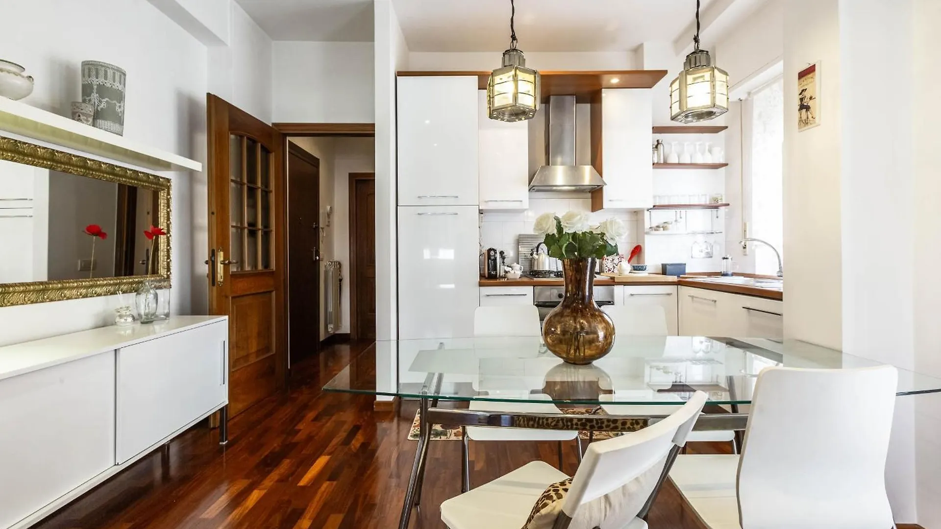 La Maison Rome 0*,